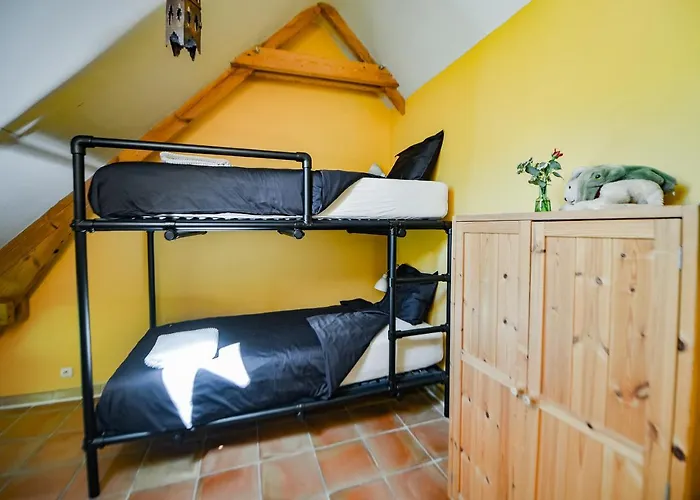 Les Plachettes بيت للعطل Flobecq