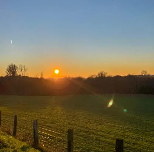 Les Plachettes بيت للعطل *